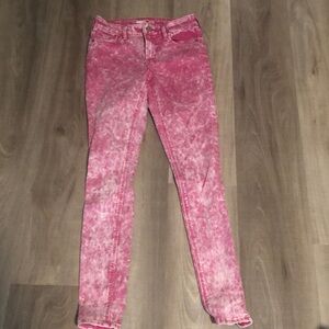 Funky cool acid washed mid rise jeans in pink and white from Old Navy size 0